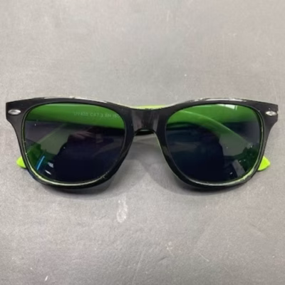 CLAAS Western sunglasses with green lenses, front view